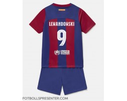 Barcelona Robert Lewandowski #9 Hemmatröja Barn 2023-24 Kortärmad (+ korta byxor)